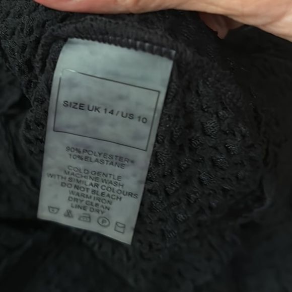 MANIERE DE VOIR ASYMMETRIC SHIRRED MESH TOP - BLACK  SIZE US 10 - Picture 7 of 10